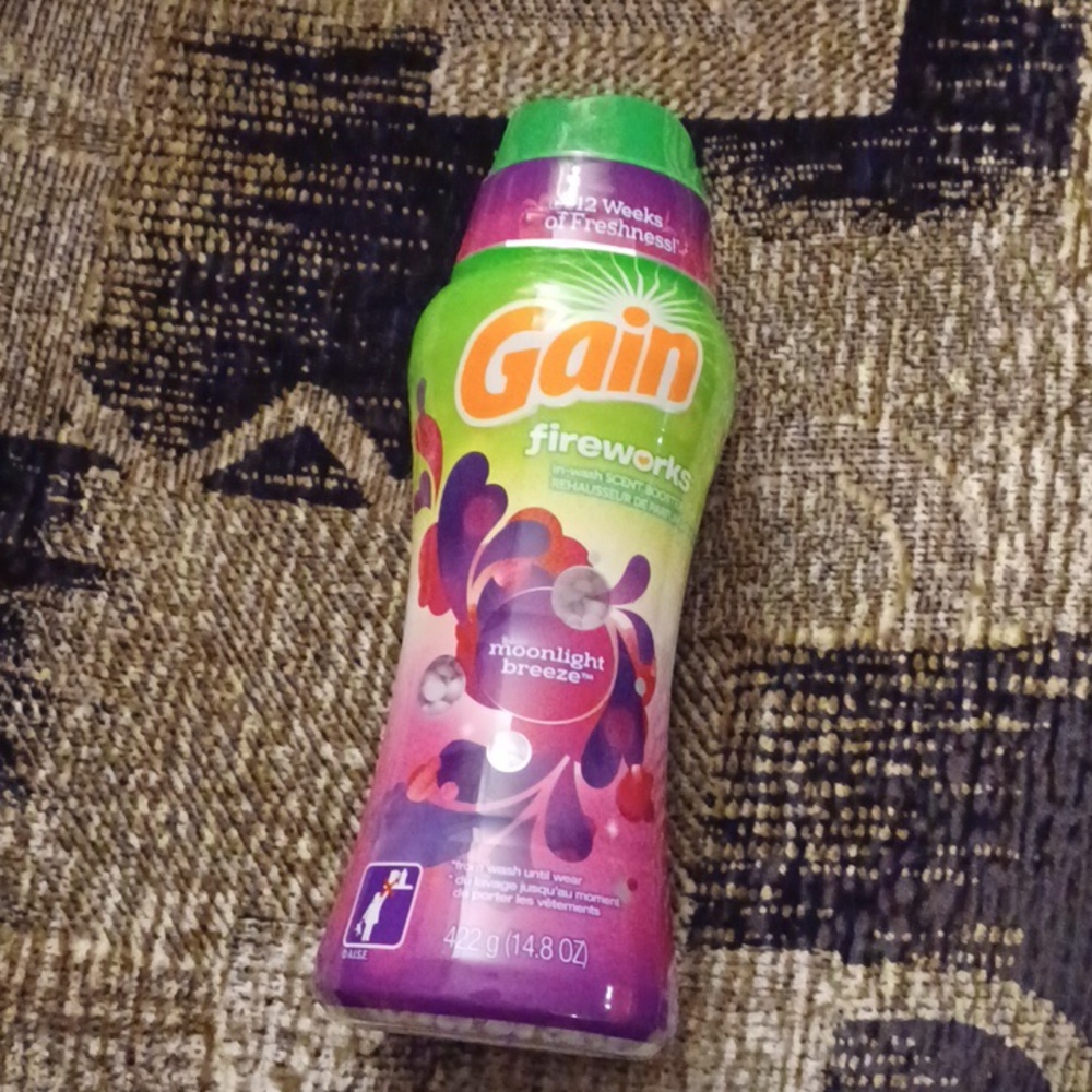 4/$60 New Gain Fireworks In-Wash Scent Booster - Moonlight Breeze Scent
